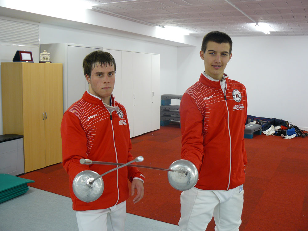 Yago Navarro e I&ntilde;igo Elizari, en la concentraci&oacute;n nacional de Valencia